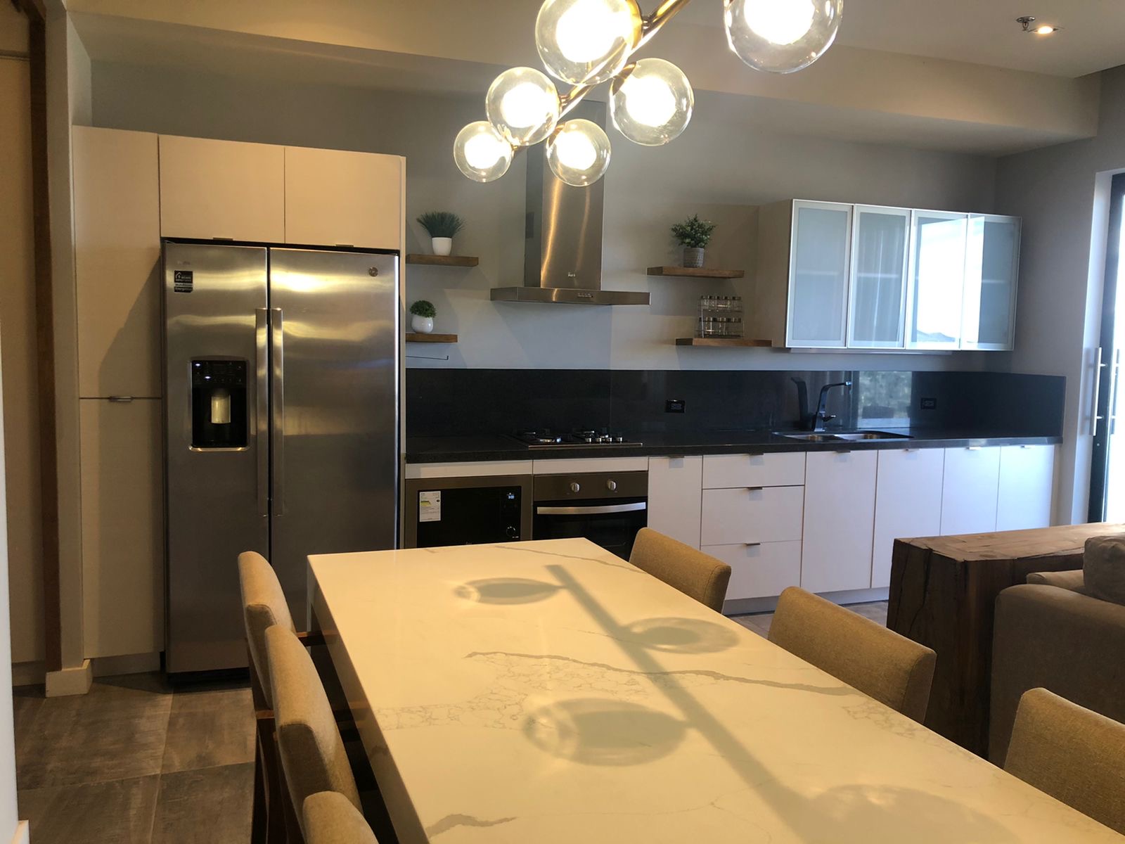 2f4e3126-a0de-4366-93d0-0474270c6aae